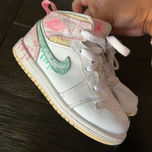 Jordan Mid Toddler 8c